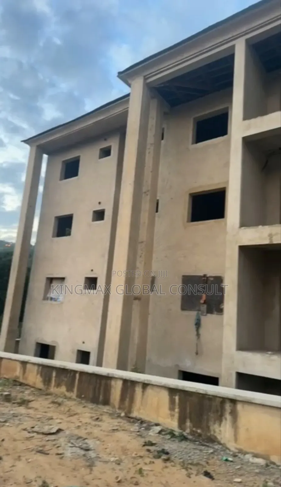 3bdrm Block of Flats in Apo Abuja for sale