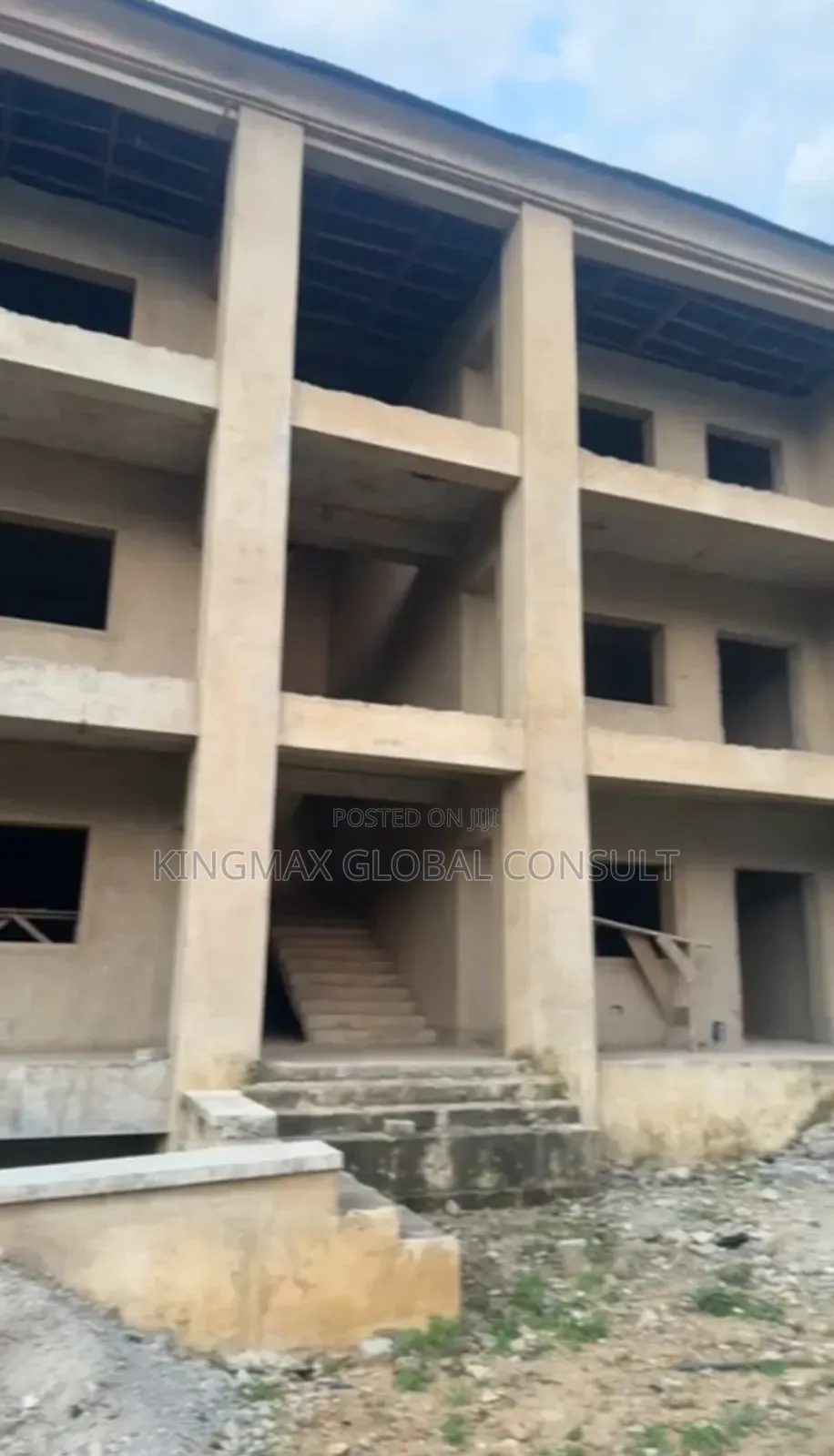 3bdrm Block of Flats in Apo Abuja for sale