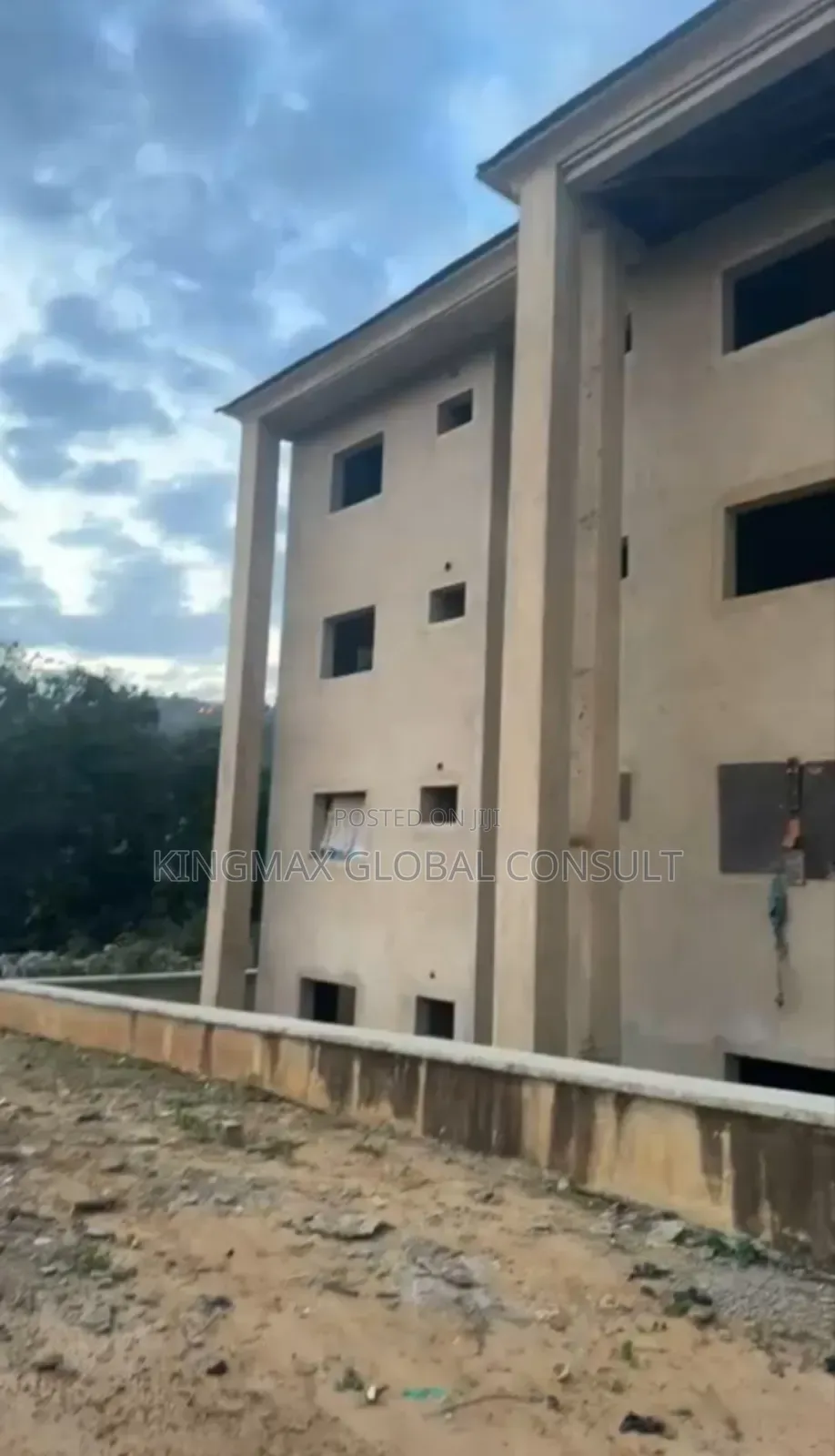 3bdrm Block of Flats in Apo Abuja for sale