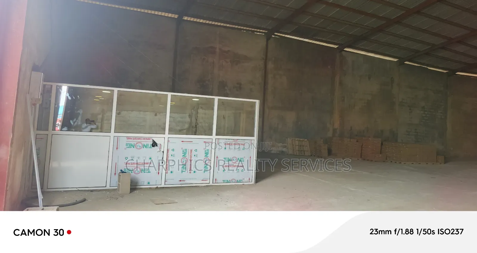 Shared Warehouse Off Eric Moore Surulere