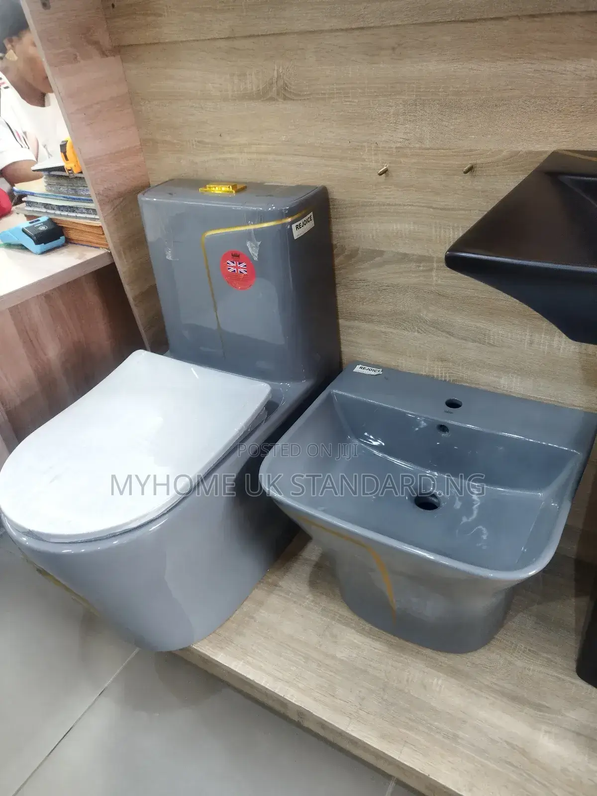 Gray Water Closets With Hanging Basin
