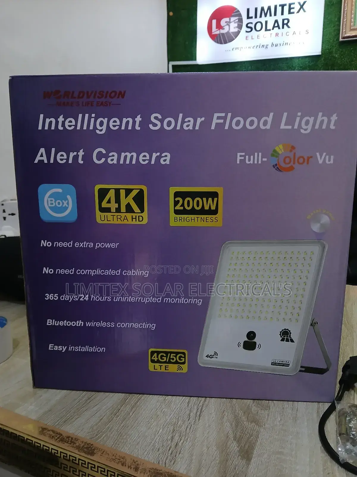Quality Intelligent Solar Flood Light With Camera Free Sim/Sd Card