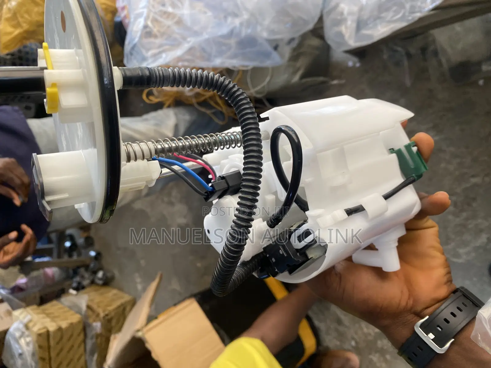 Complete Fuel Pump For Lexus Nx Series Nx200t Nx300h