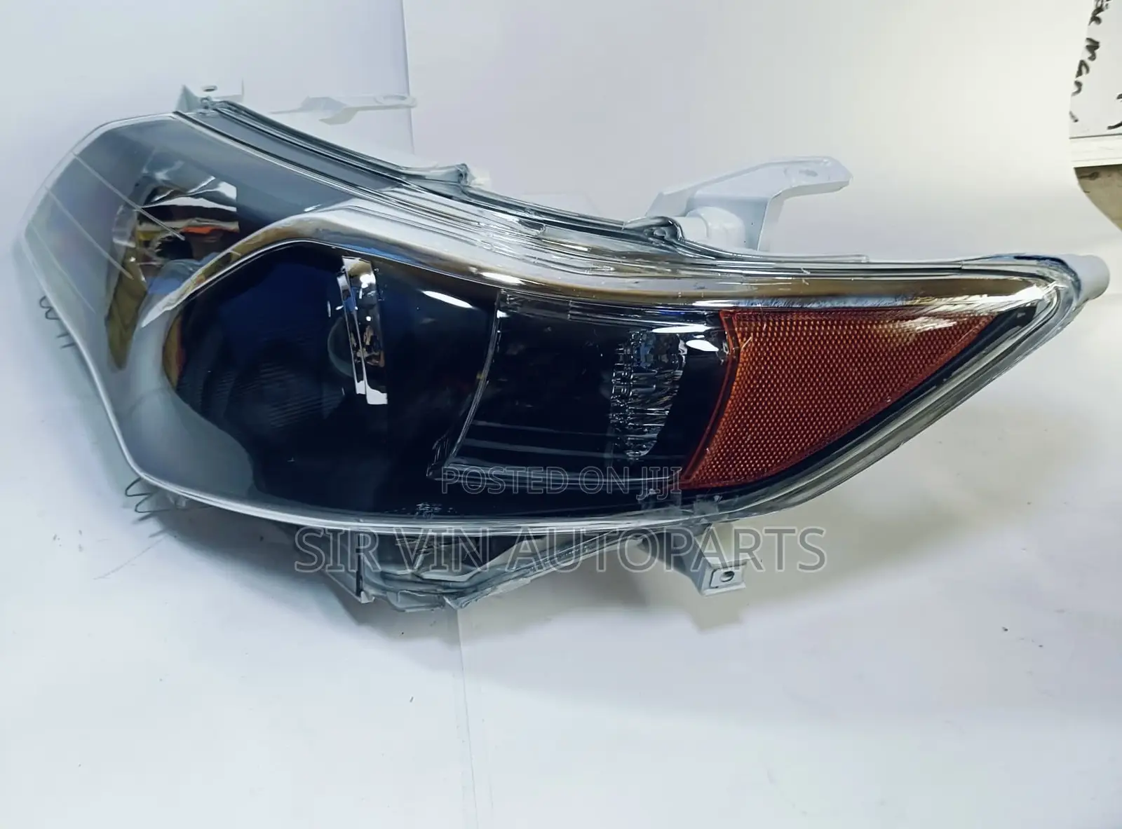 Toyota Camry 2012 Se Dark Headlight/Headlamp