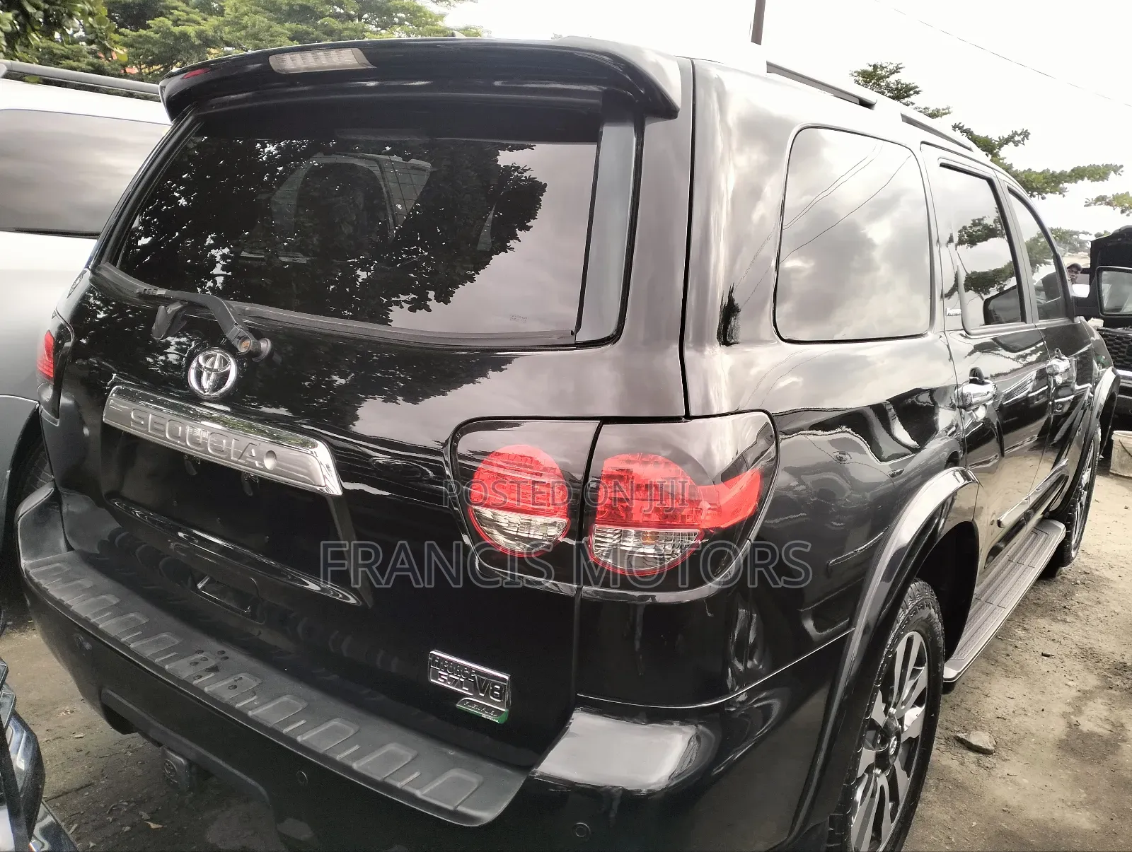 Toyota Sequoia Platinum 4x4 2018 Black