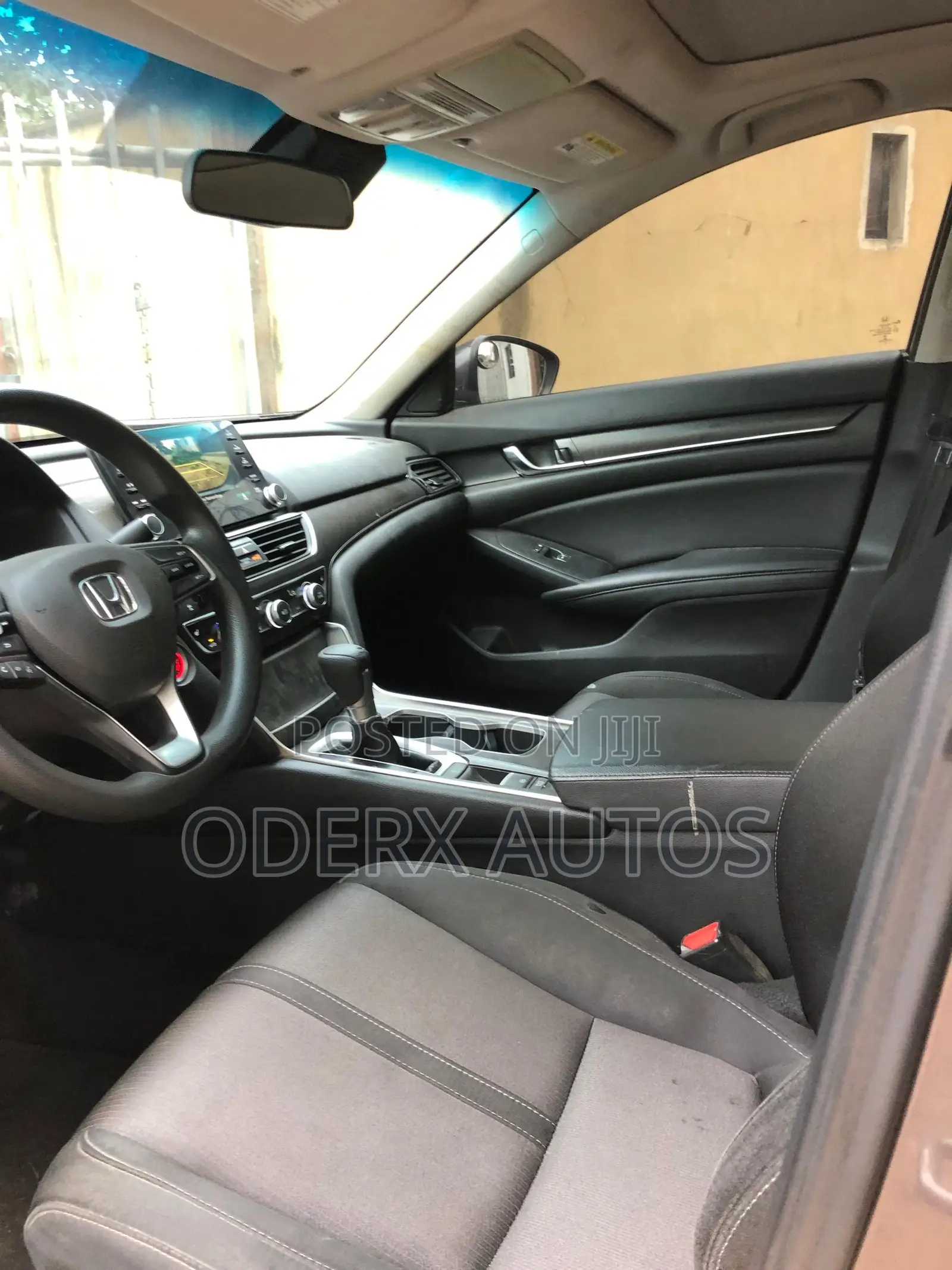 Honda Accord Sport (2.0L 4cyl Turbo 10A) 2019 Gray