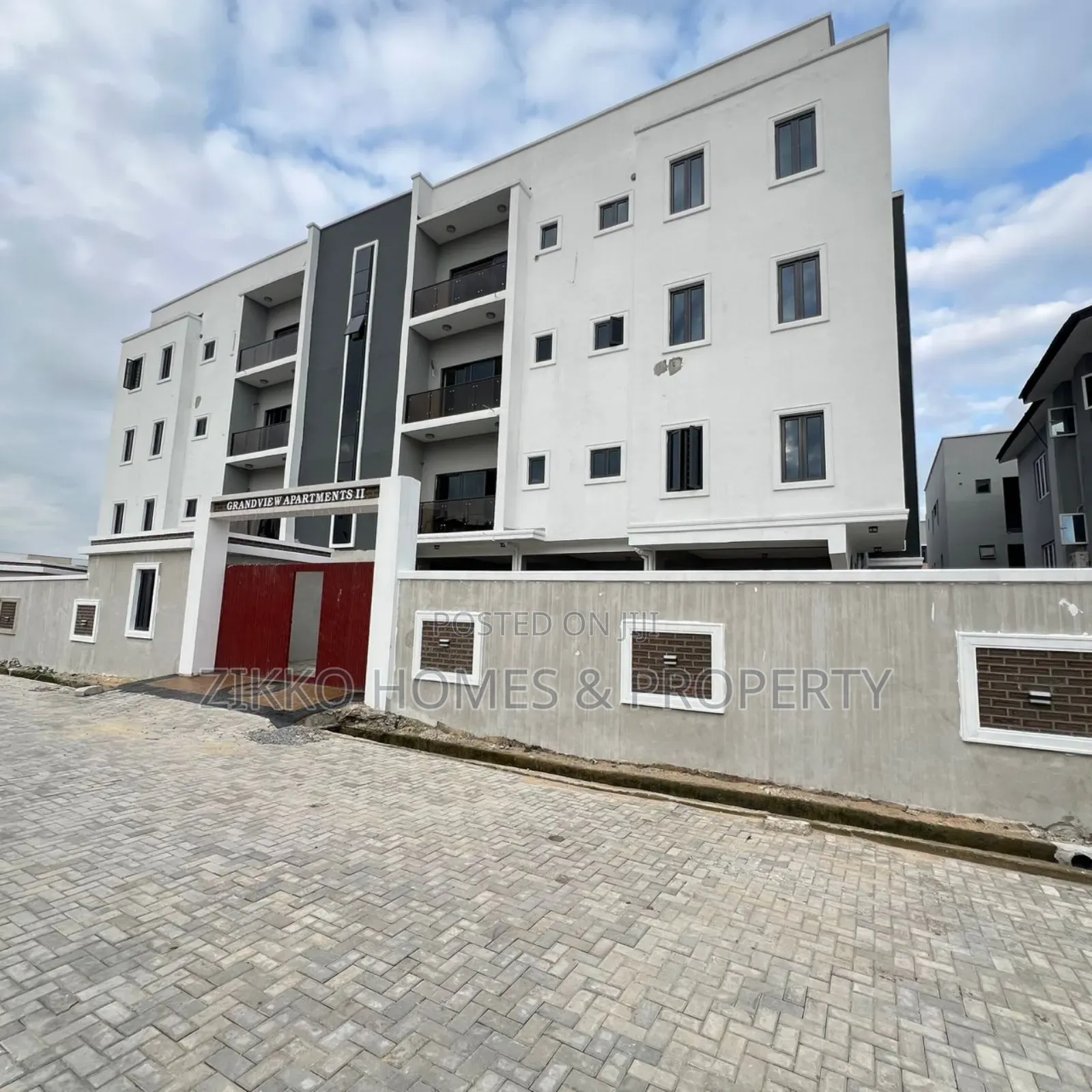 2bdrm Apartment in Ikate, Lekki for sale