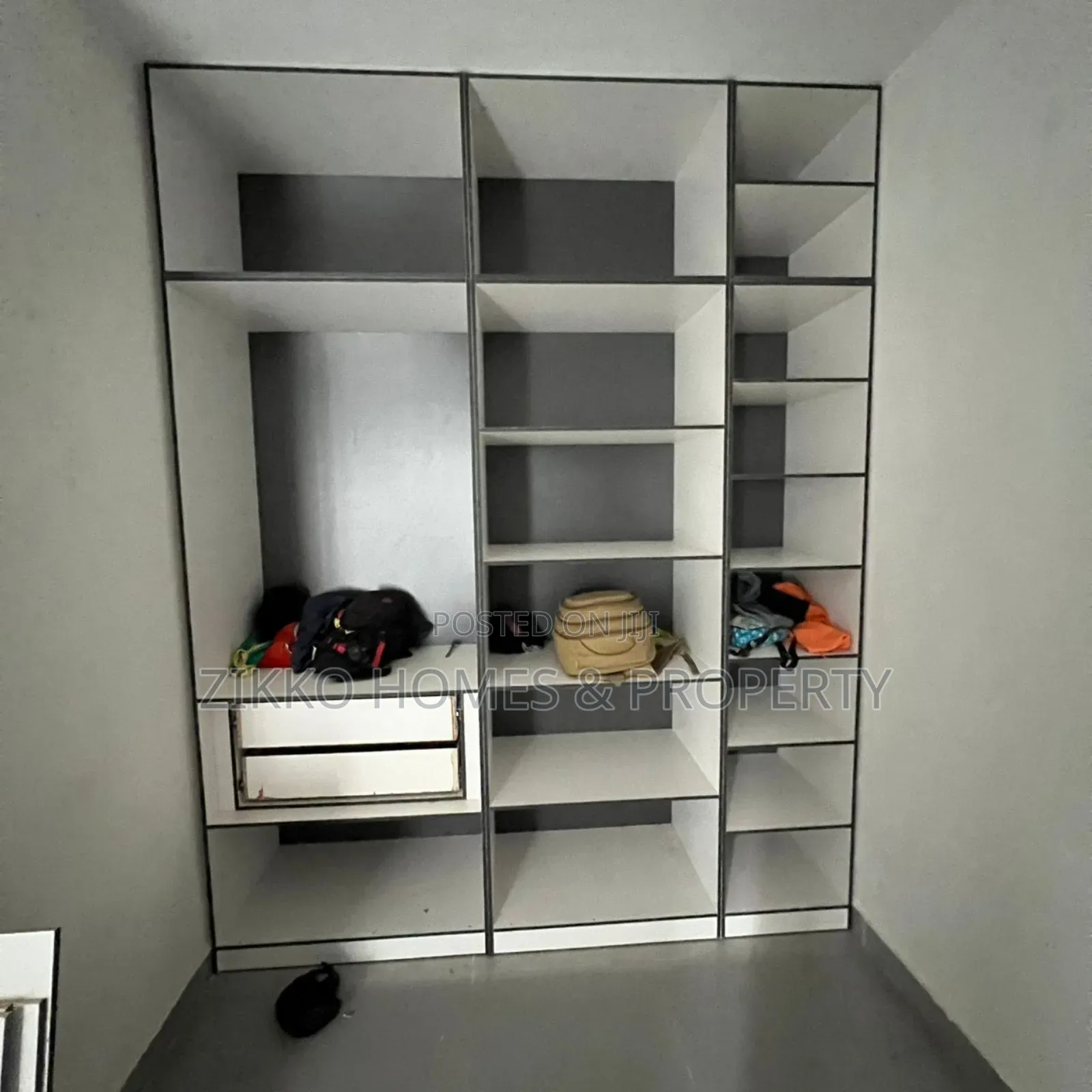 2bdrm Apartment in Ikate, Lekki for sale