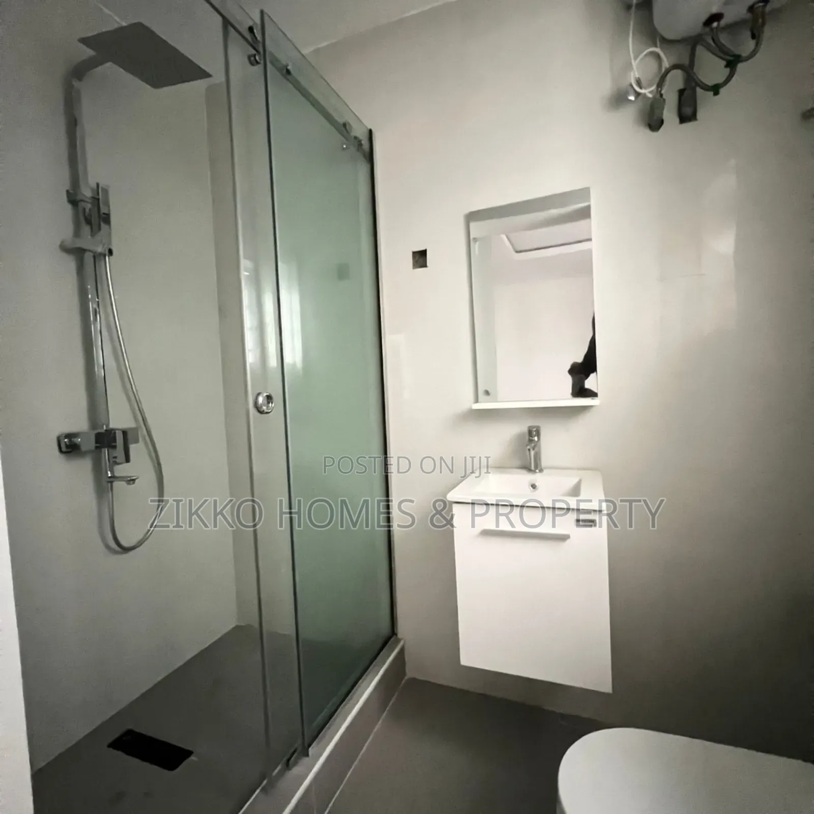 2bdrm Apartment in Ikate, Lekki for sale