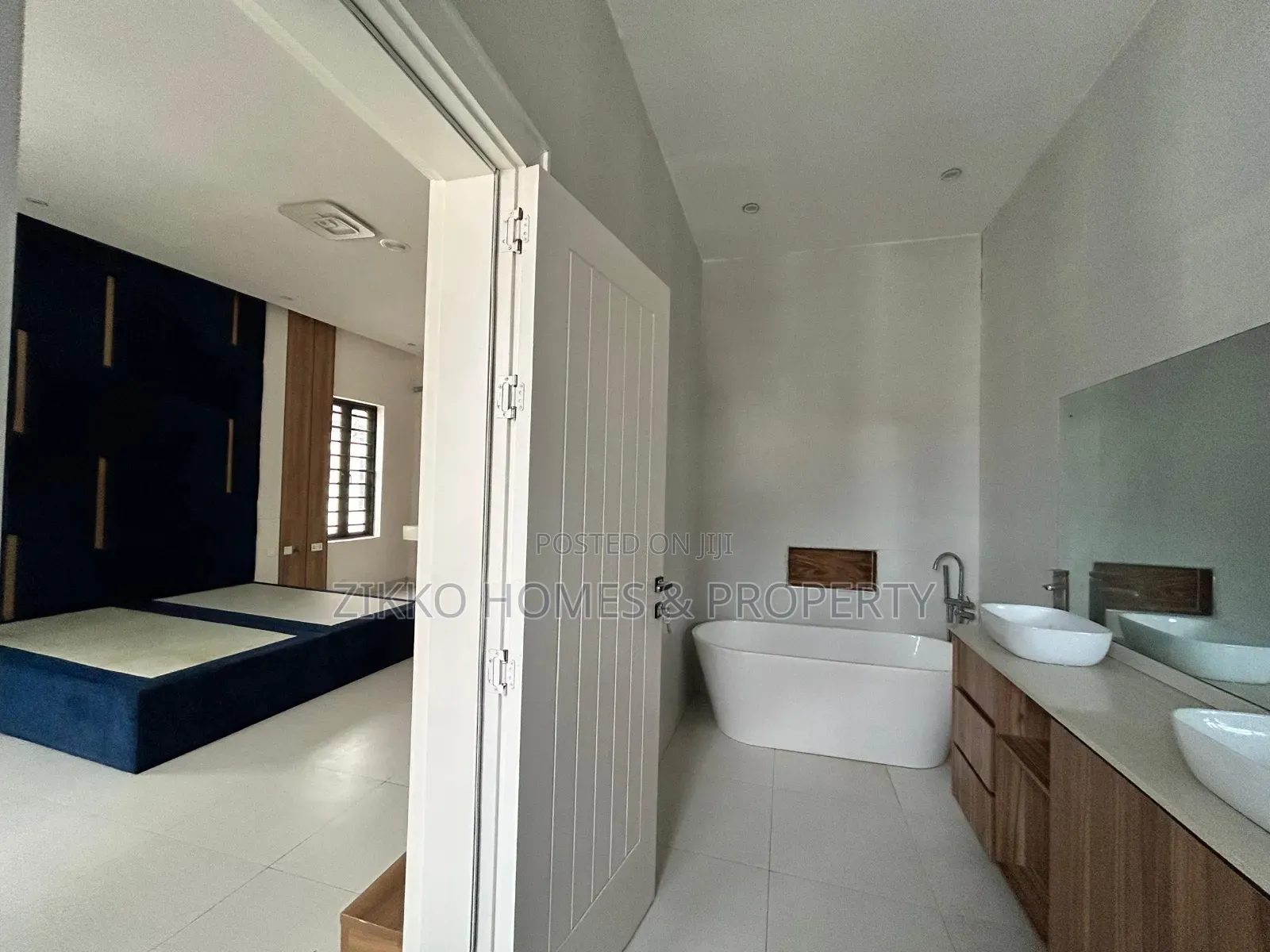 4bdrm Duplex in Orchid Road, Lekki for sale