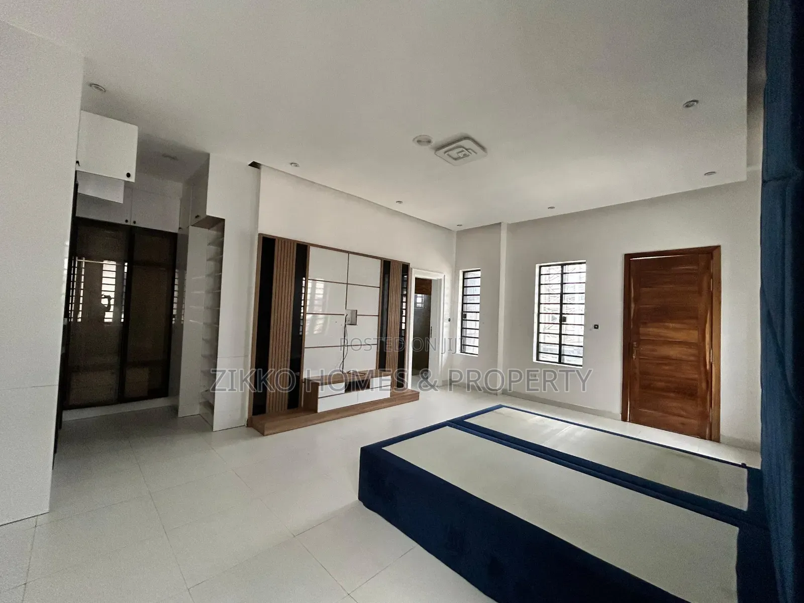 4bdrm Duplex in Orchid Road, Lekki for sale