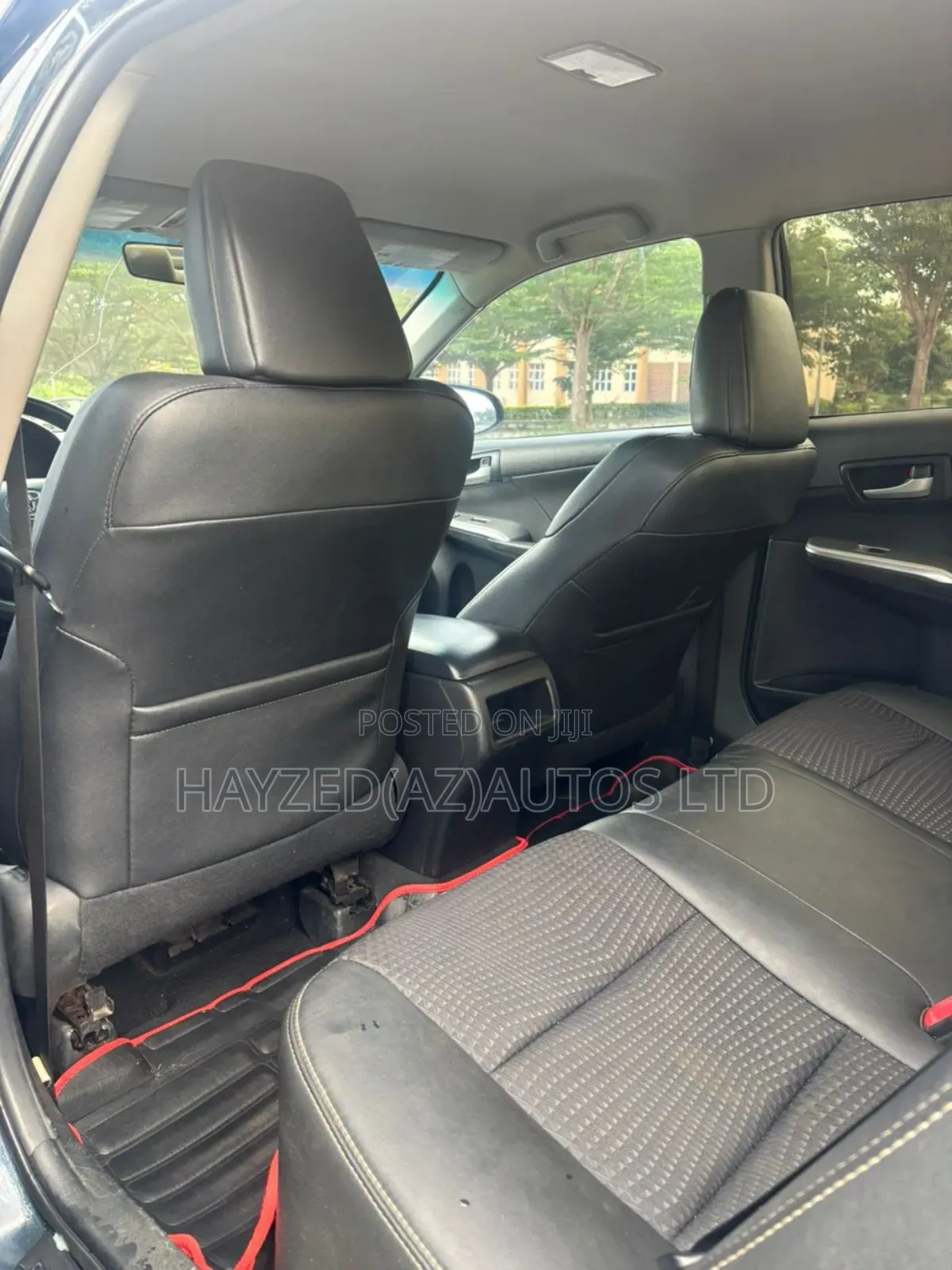 Toyota Camry SE 4dr Sedan (2.5L 4cyl 6A) 2013 Gray