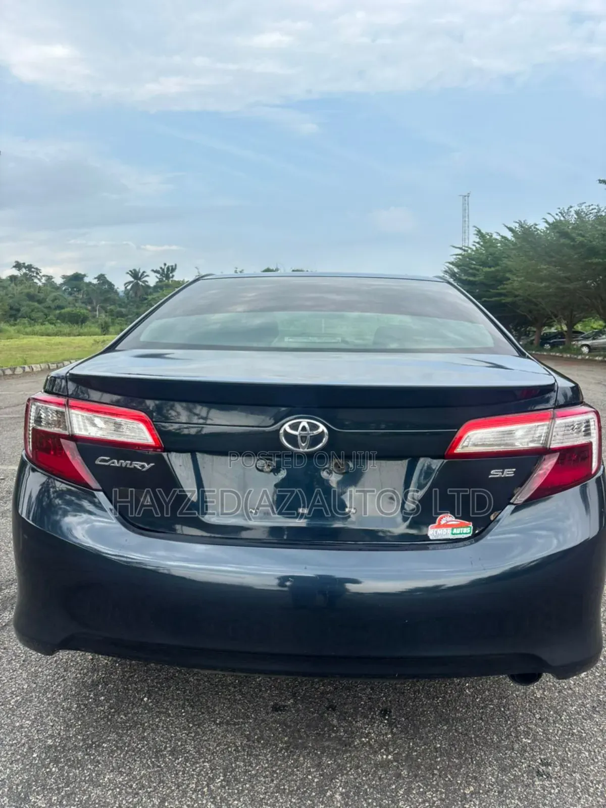 Toyota Camry SE 4dr Sedan (2.5L 4cyl 6A) 2013 Gray
