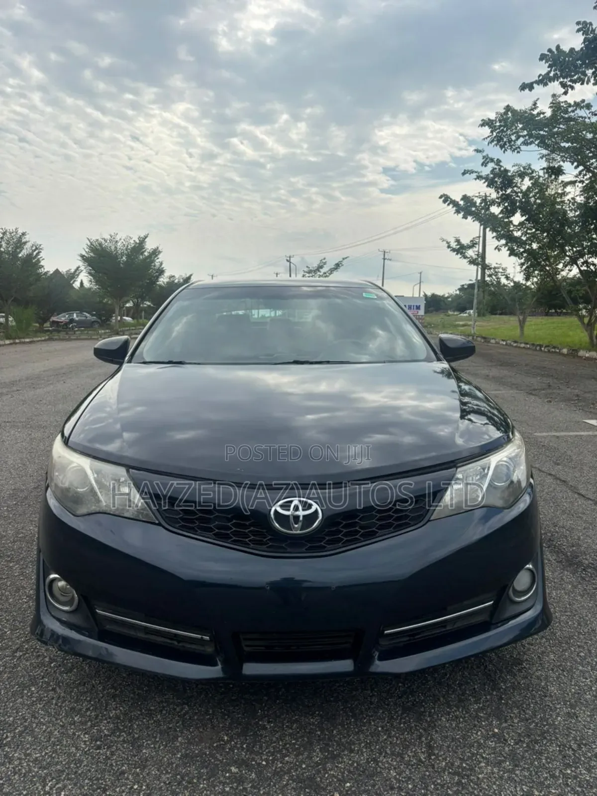 Toyota Camry SE 4dr Sedan (2.5L 4cyl 6A) 2013 Gray