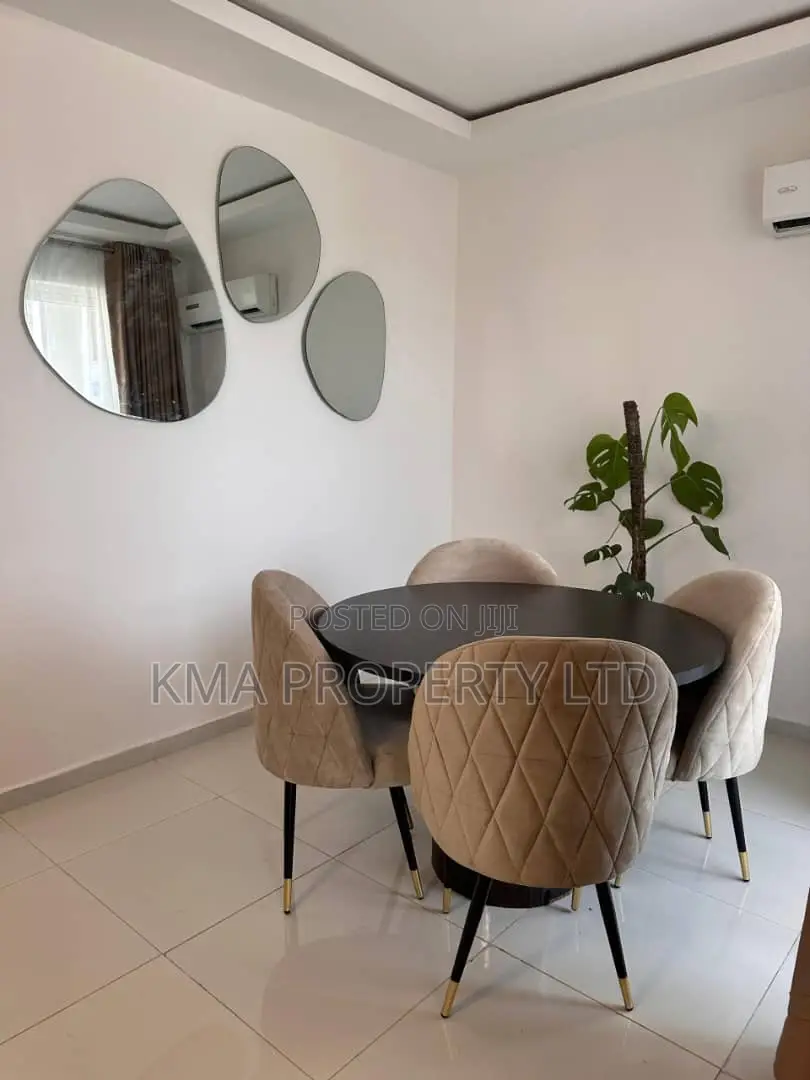 Luxurious 2 Bedroom Apartment With Pool and Gym