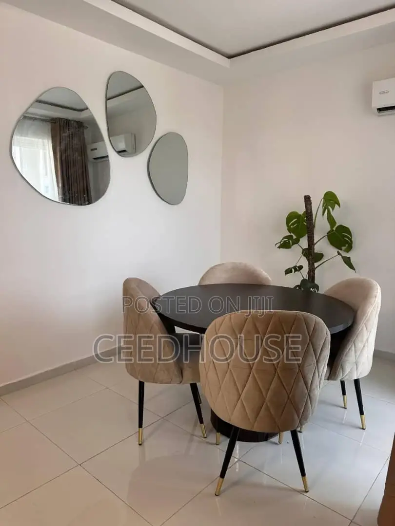 Luxurious 2 Bedroom Apartment With Pool and Gym