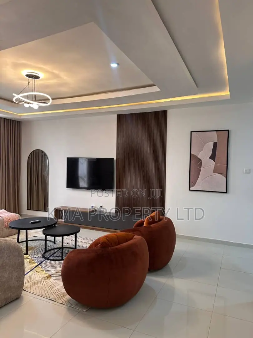 Luxurious 2 Bedroom Apartment With Pool and Gym