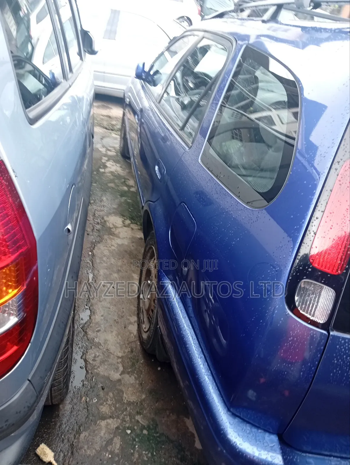 Toyota Corolla LE 2005 Blue