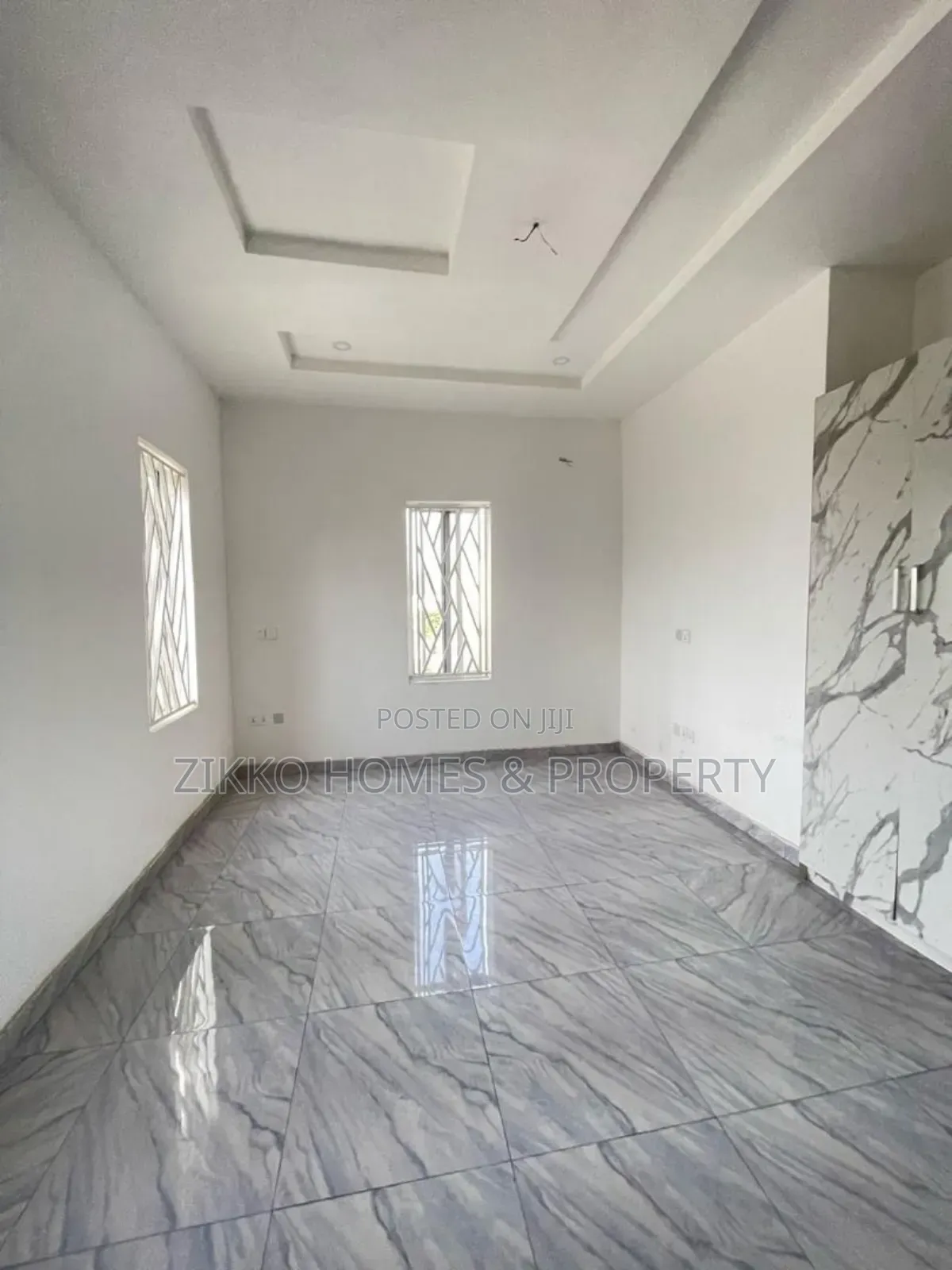 2bdrm Apartment in Mobil Road, Lekki for sale