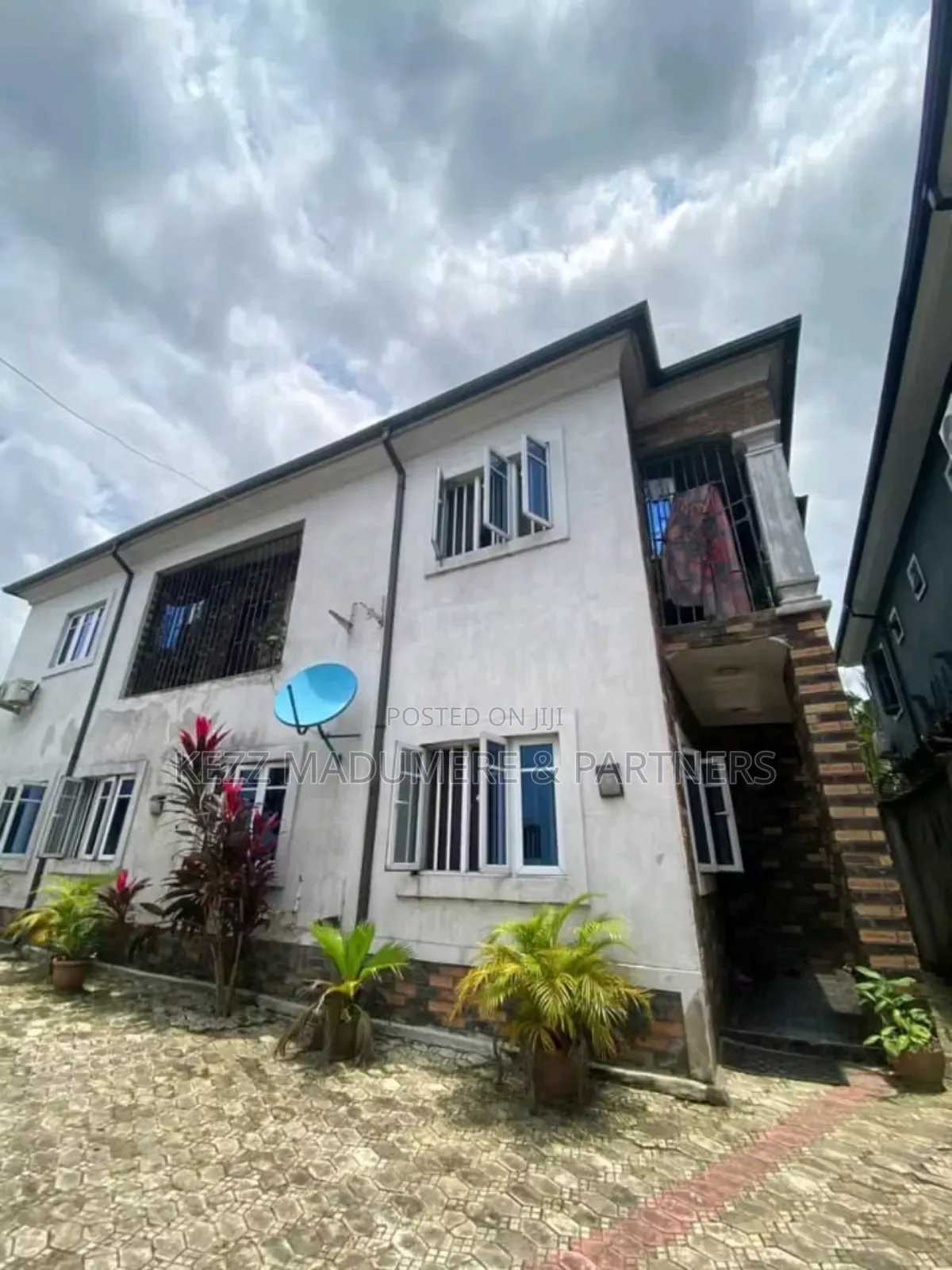 8bdrm Duplex in Shell Cooperative, Port-Harcourt for sale
