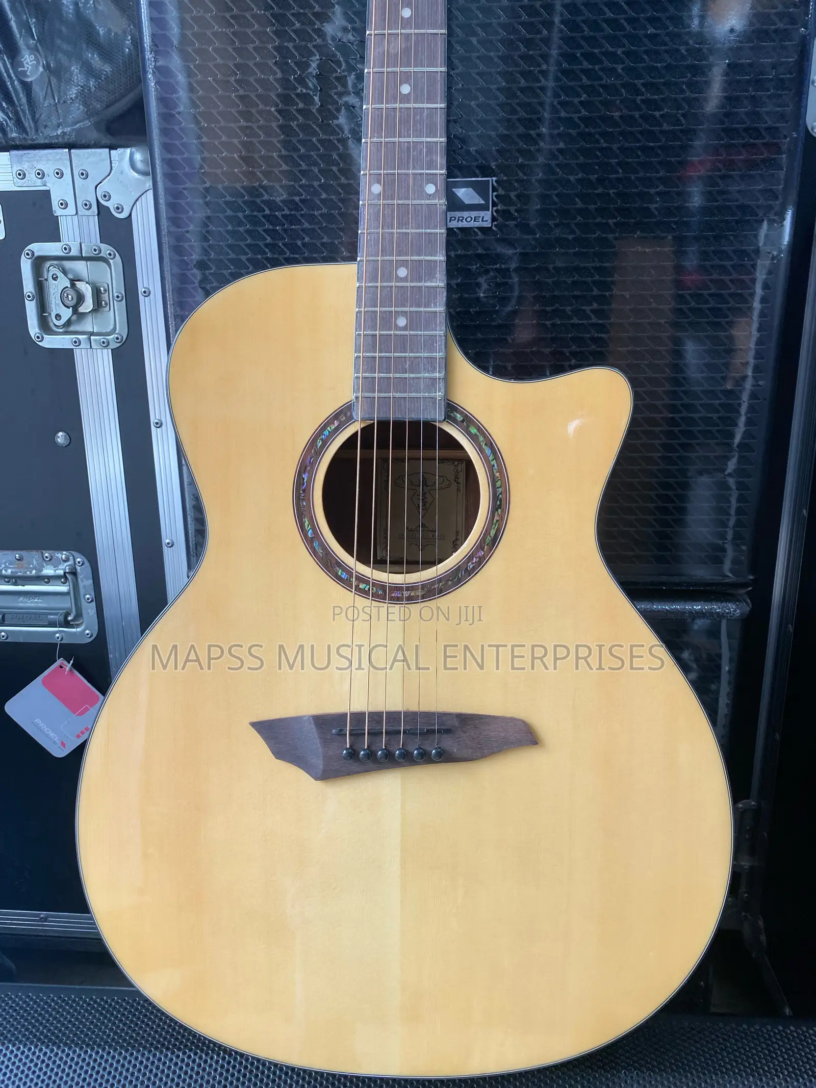 Takla Acoustic Guitar