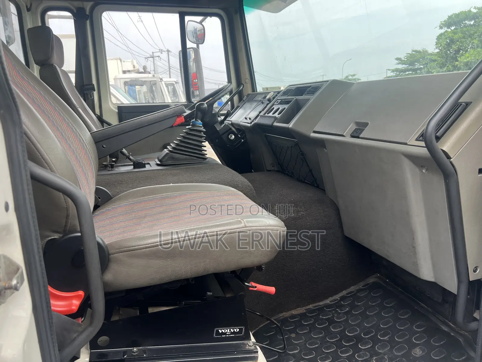 Super Clean Volvo Cooling Truck