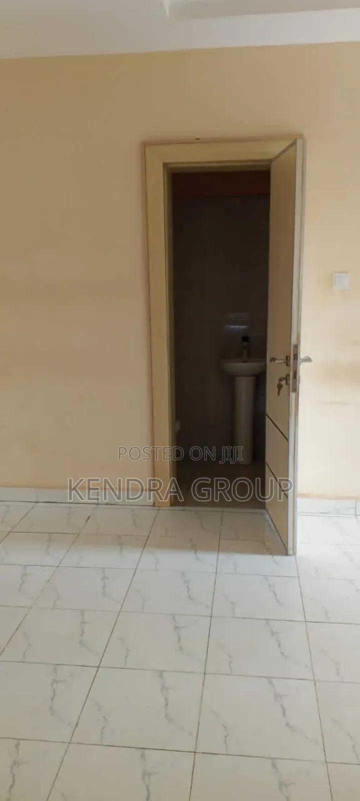 3bdrm Block of Flats in Elepe, Ijede / Ikorodu for rent