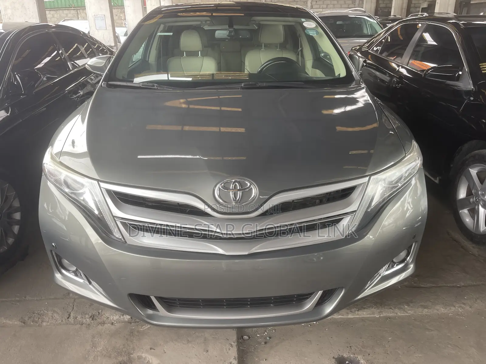 Toyota Venza Limited 4dr Wagon AWD (3.5L 6cyl 6A) 2015 Gray