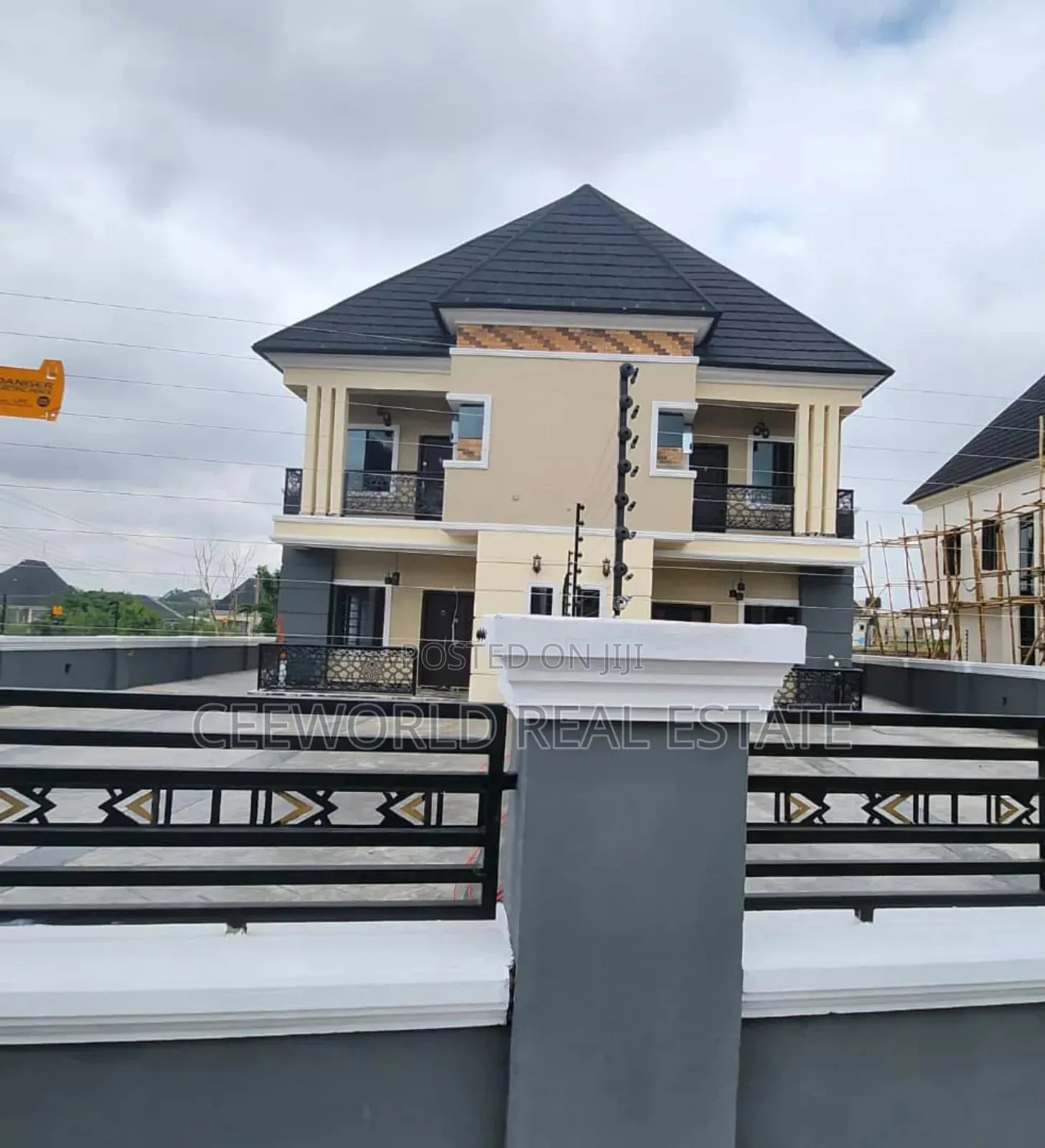 4bdrm Duplex in Calton Gate Estate, Akobo for rent