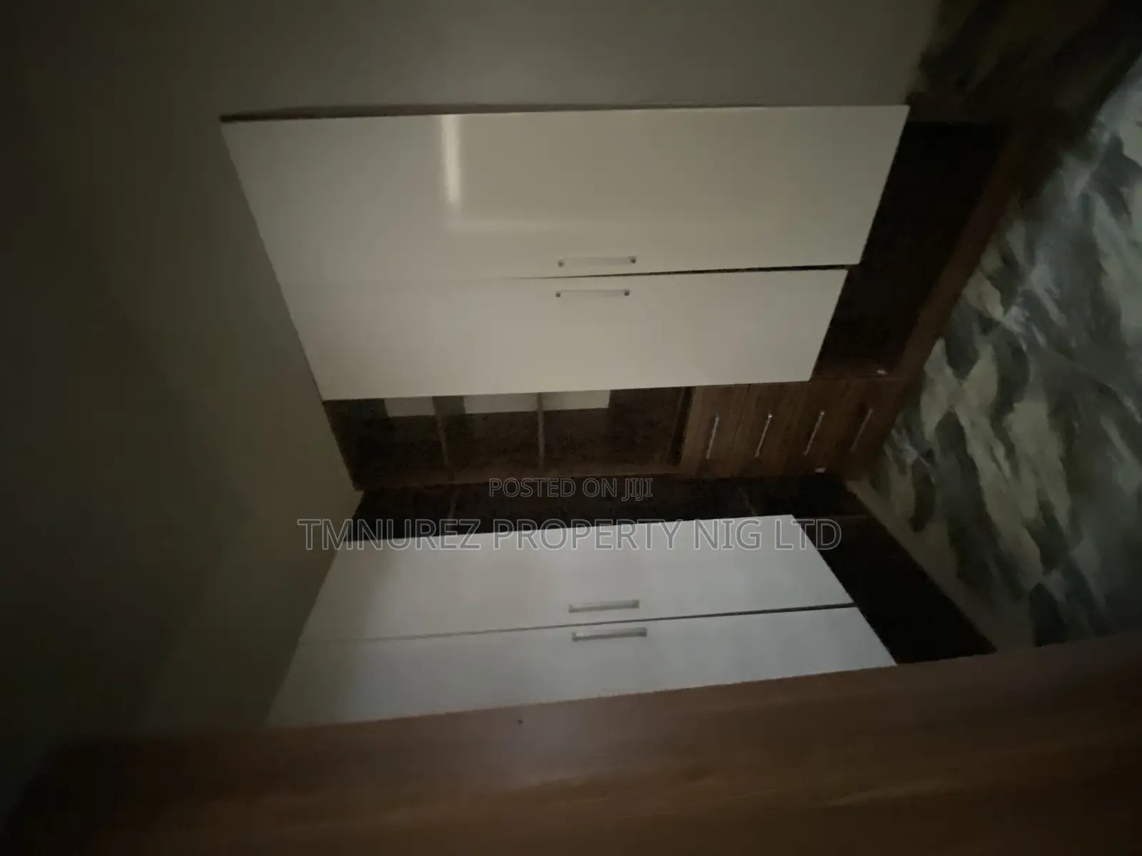 1bdrm Apartment in Ikota, Lekki for rent