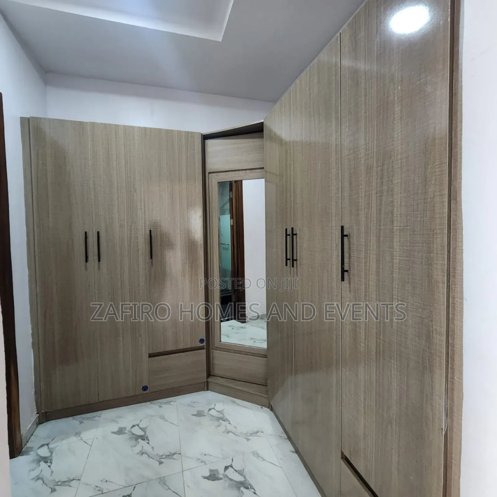 4bdrm Duplex in Ikolaba Estate, for sale