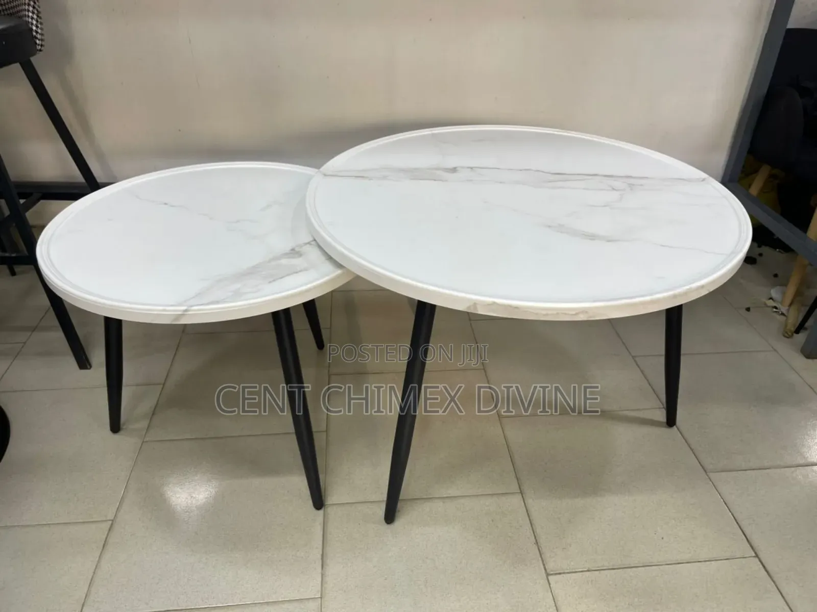 Elegance Center Table