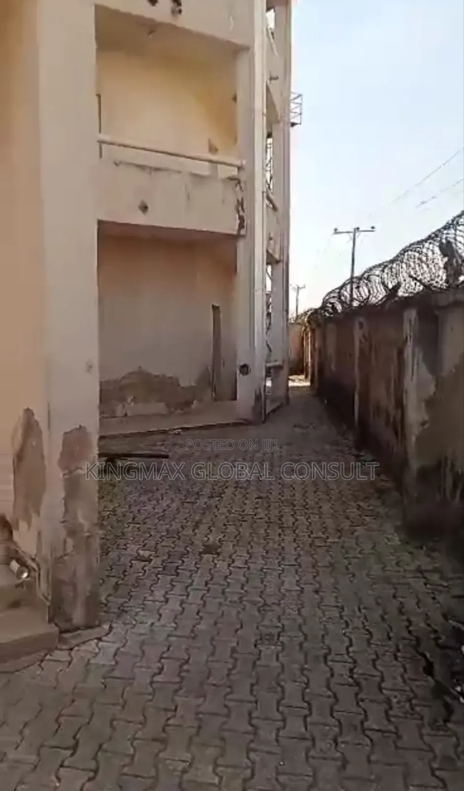 3bdrm Block of Flats in Area 1 for sale