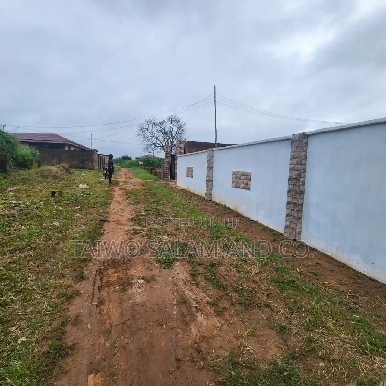 4bdrm Bungalow in Moniya for sale