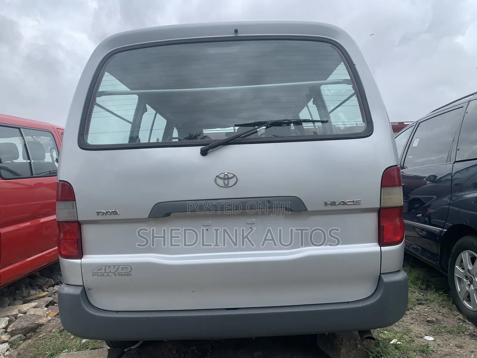 Toyota HiAce 2005 Grey