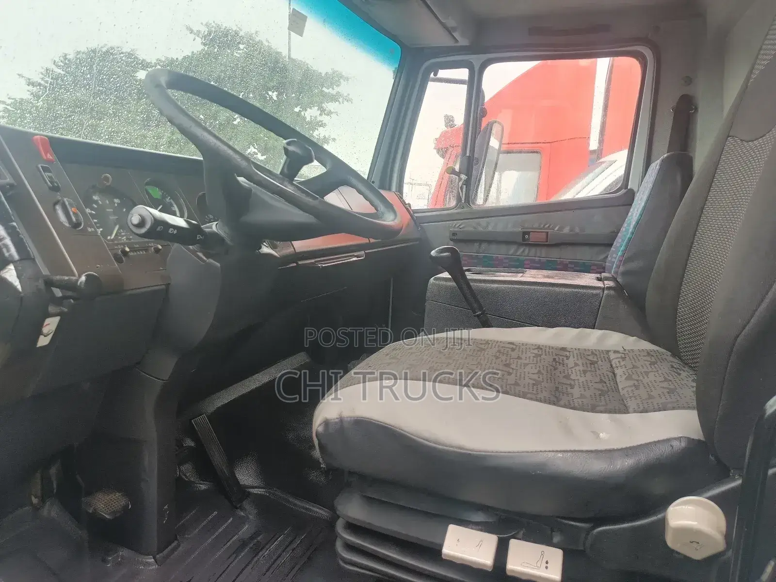 Mercedes Benz Direct German 814 Pickup Truck Short Chassis 7tonnes