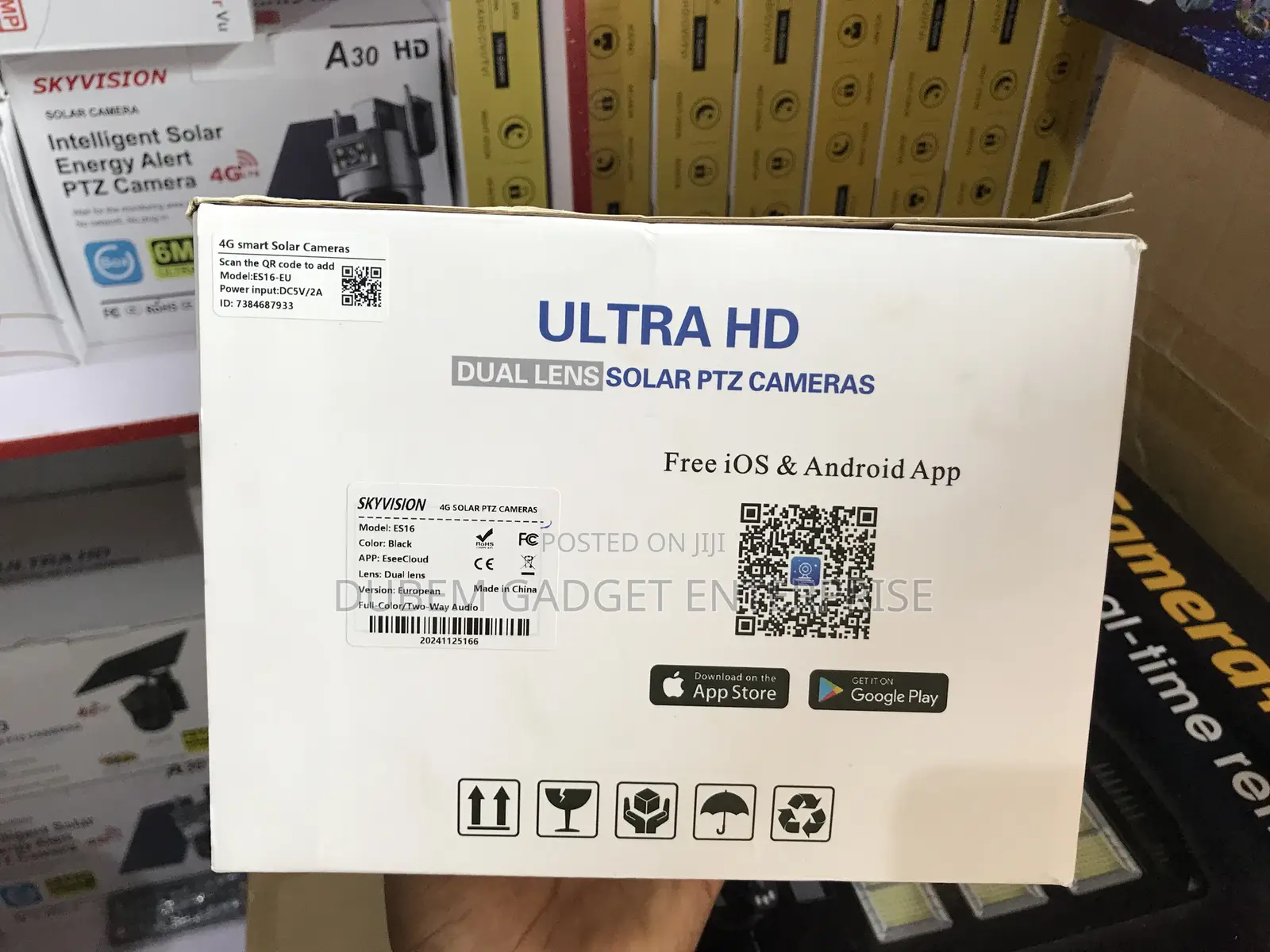 Es 16 Dual Lens Camera