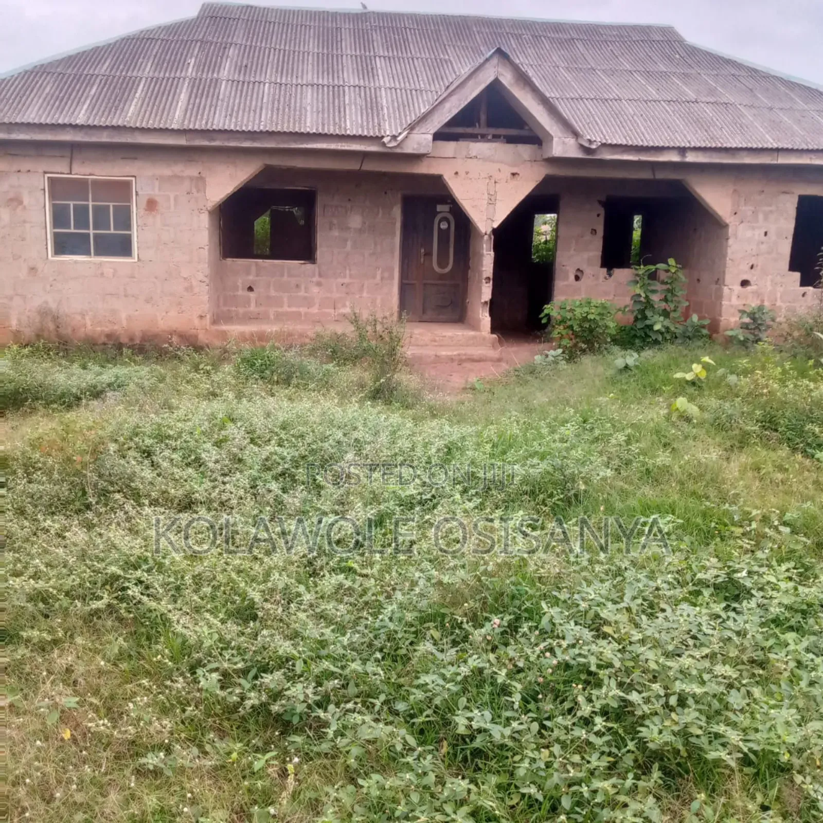 2bdrm Bungalow in Ado-Odo/Ota for sale