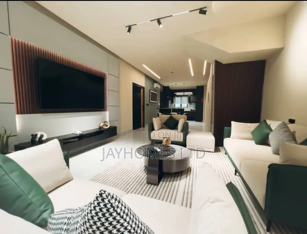 Luxury 3 Bedroom Shortlet Apartment With Poolside in Asaba
