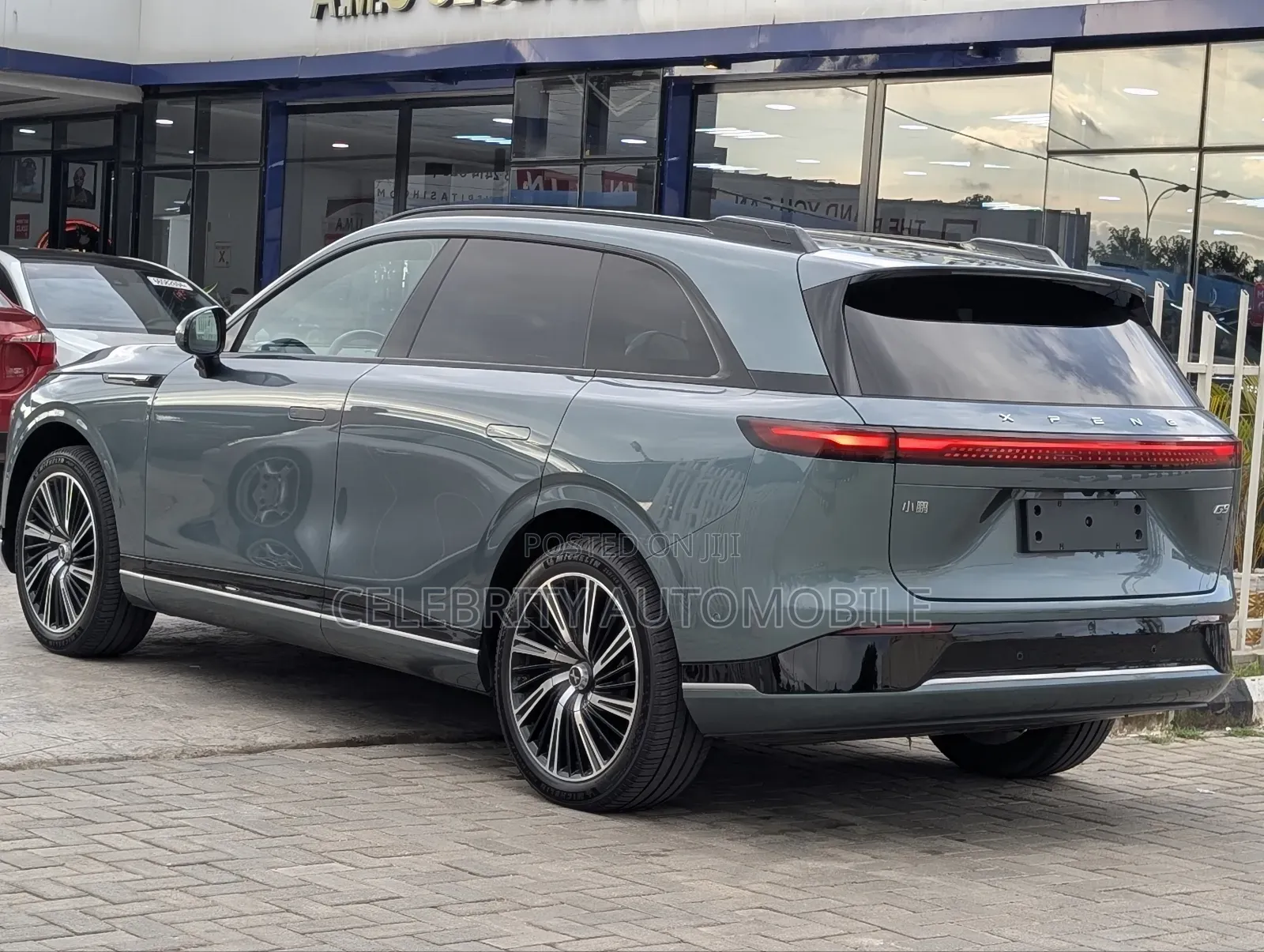 New XPeng G9 EV AWD 2025 Green