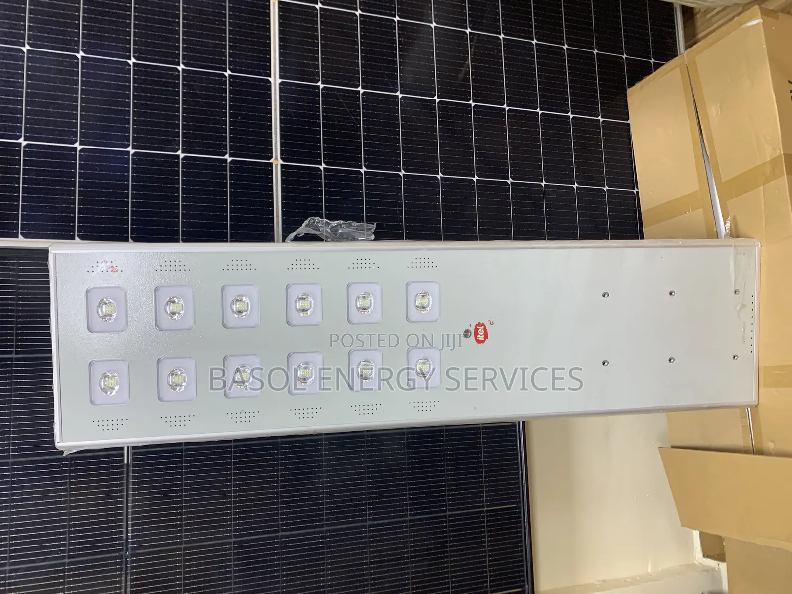 100w Itel Solar Street Light