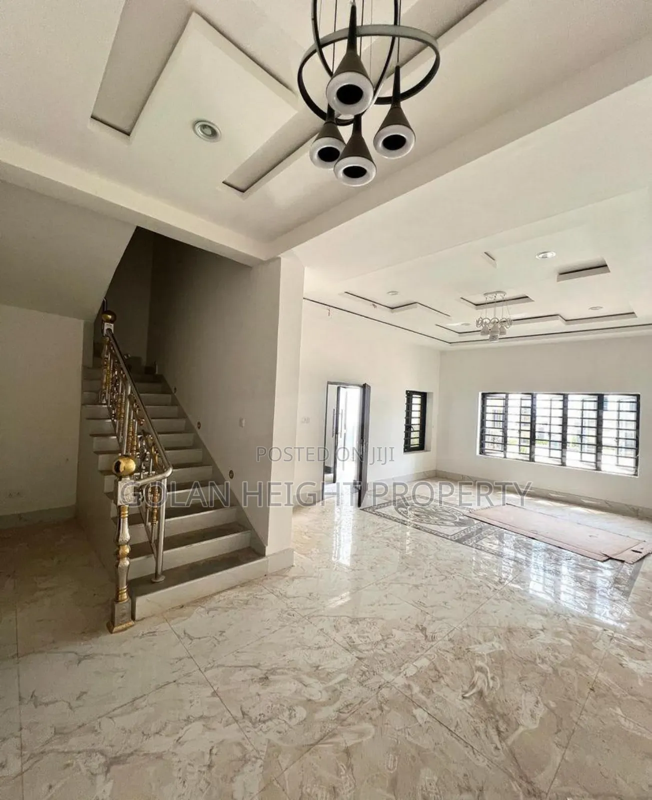 4bdrm Townhouse / Terrace in Diplomatic Zone, Katampe Extension