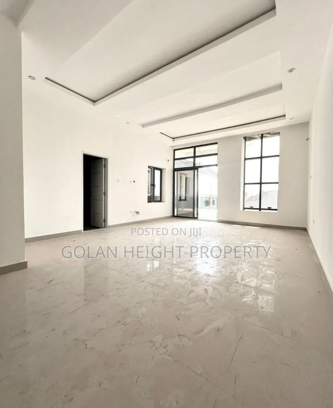 4bdrm Townhouse / Terrace in Diplomatic Zone, Katampe Extension