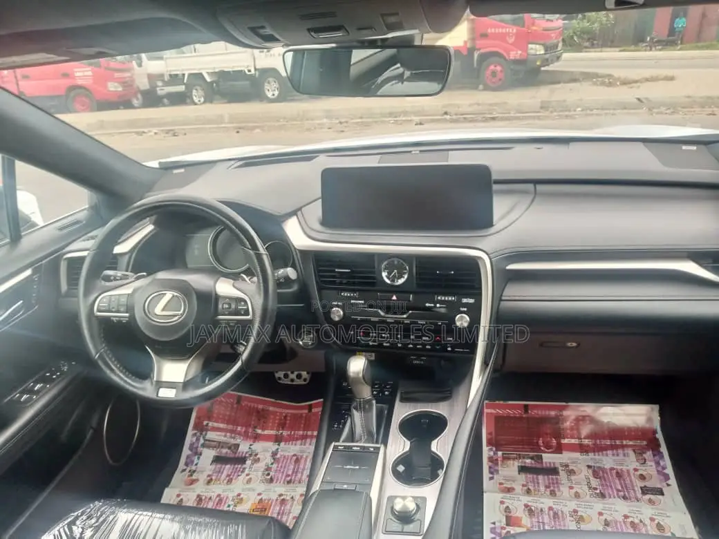 Lexus RX 350 2022 White