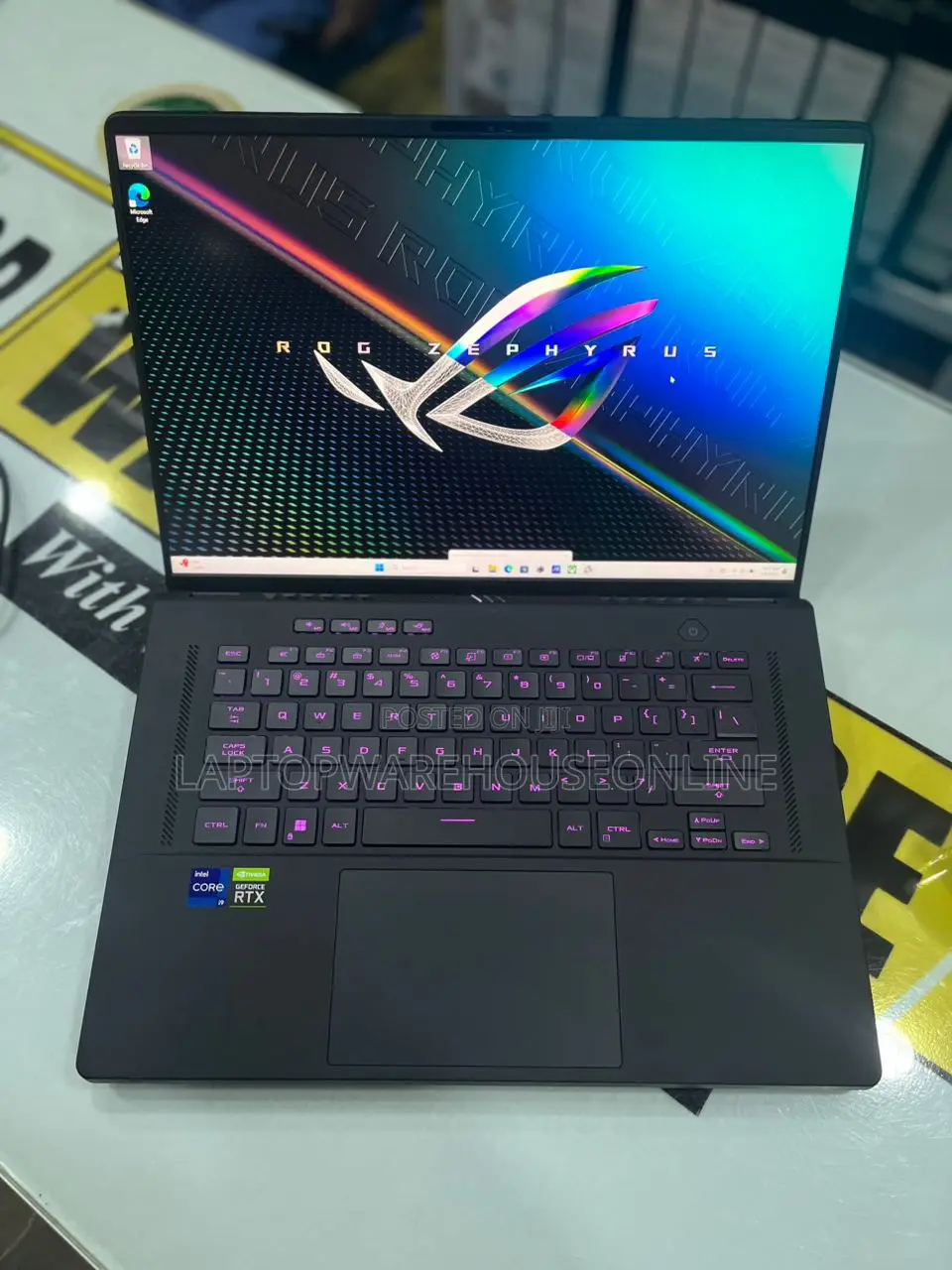 Laptop Asus ROG Zephyrus M16 GU603HR 16GB Intel Core I9 SSD 1T
