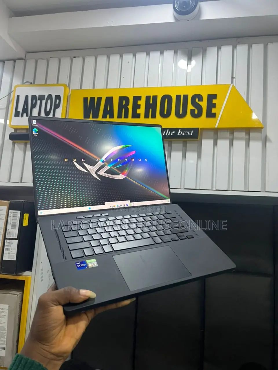 Laptop Asus ROG Zephyrus M16 GU603HR 16GB Intel Core I9 SSD 1T