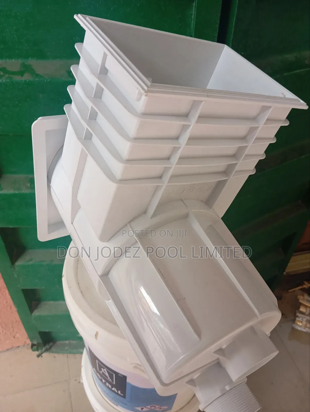 Skimmer Box
