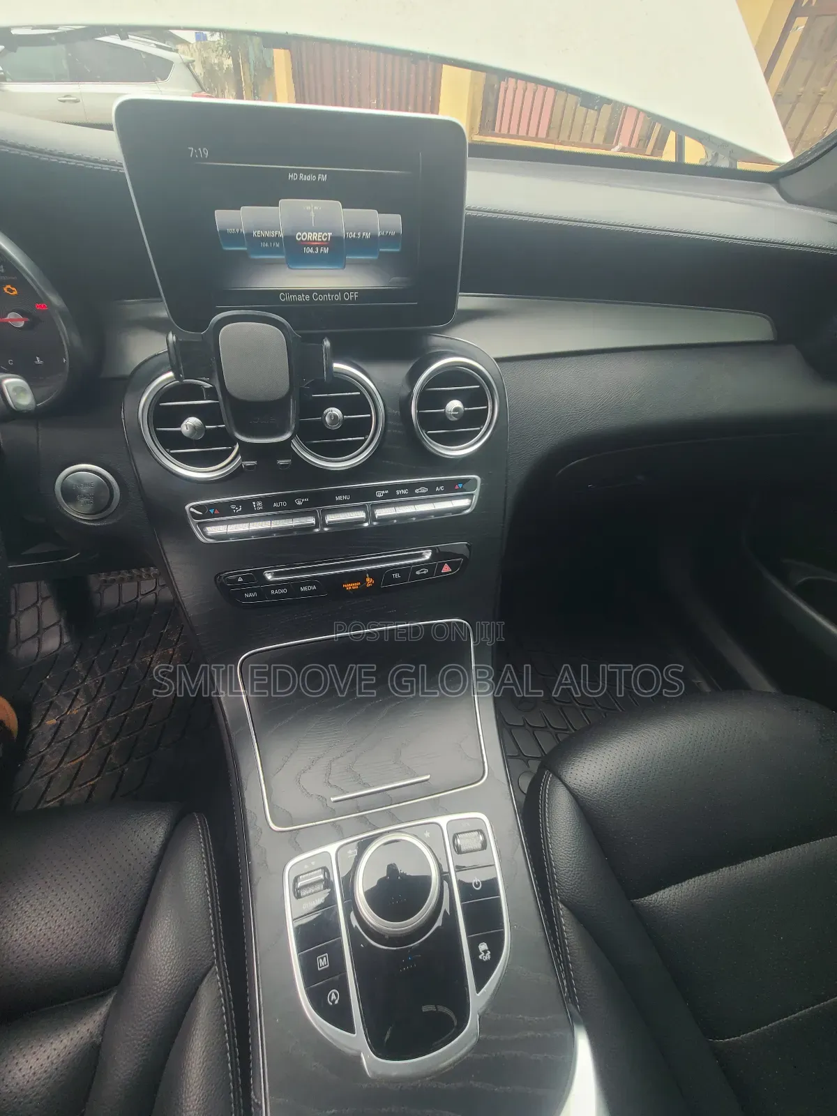 Mercedes-Benz GLC-Class 2019 White