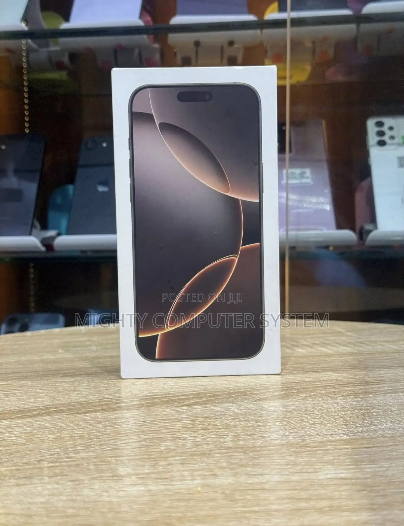 New Apple iPhone 16 Pro Max 1 TB Gold