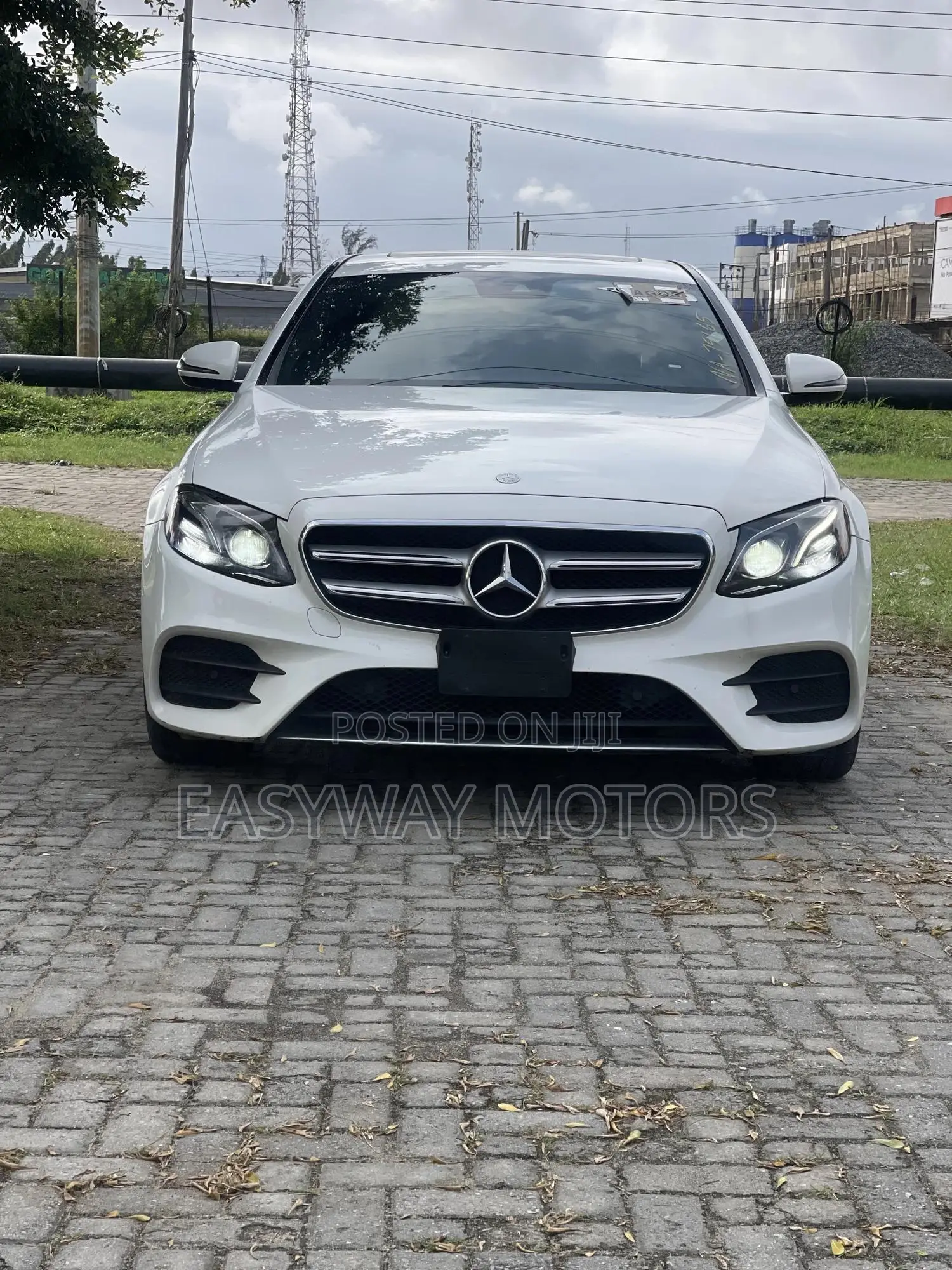 Mercedes-Benz E300 4Matic AWD Sedan (2.0L 4cyl 9A) 2017 White